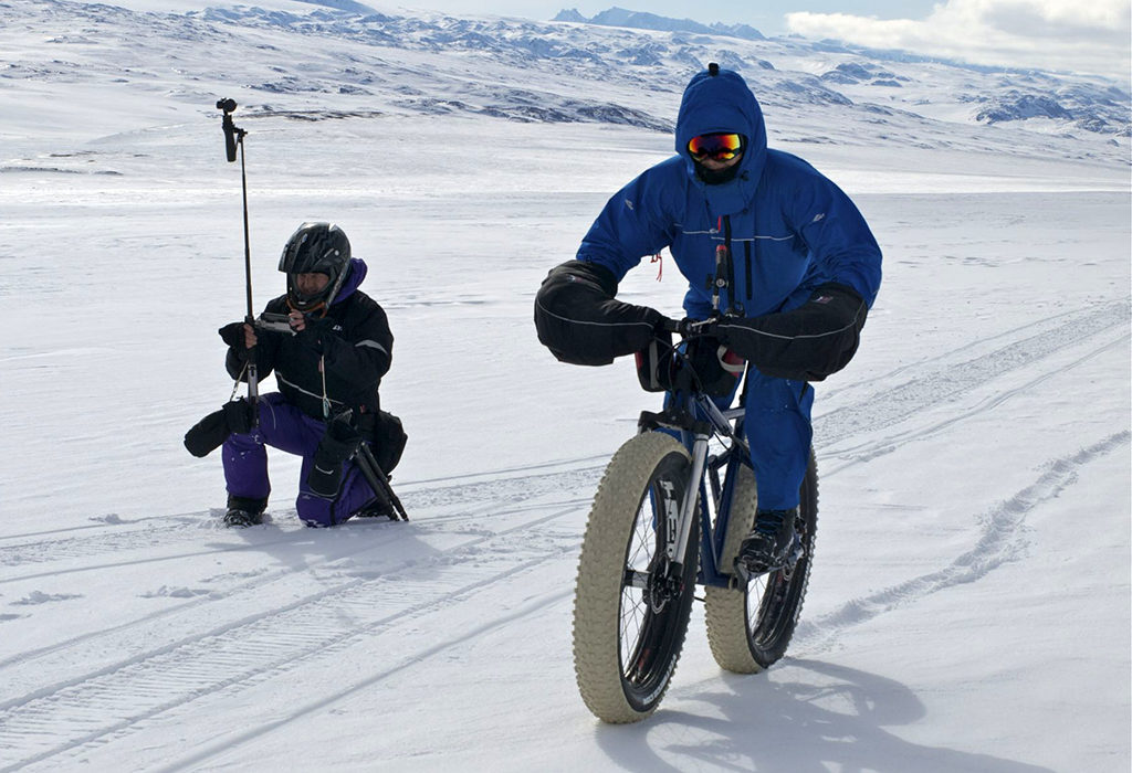 All-wheel drive e-bike riding in the winter way more fun - Avial Bikes