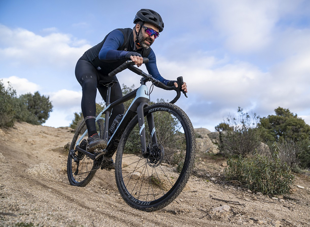 Ultralight eGravel bike with removable powerpacks from Crow Bicycle ...