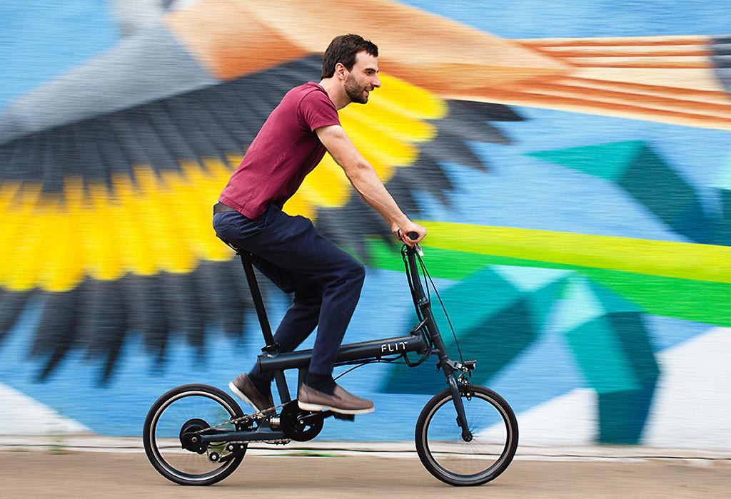 Folding e-bike FLIT-16 is ready to road for 10 sec