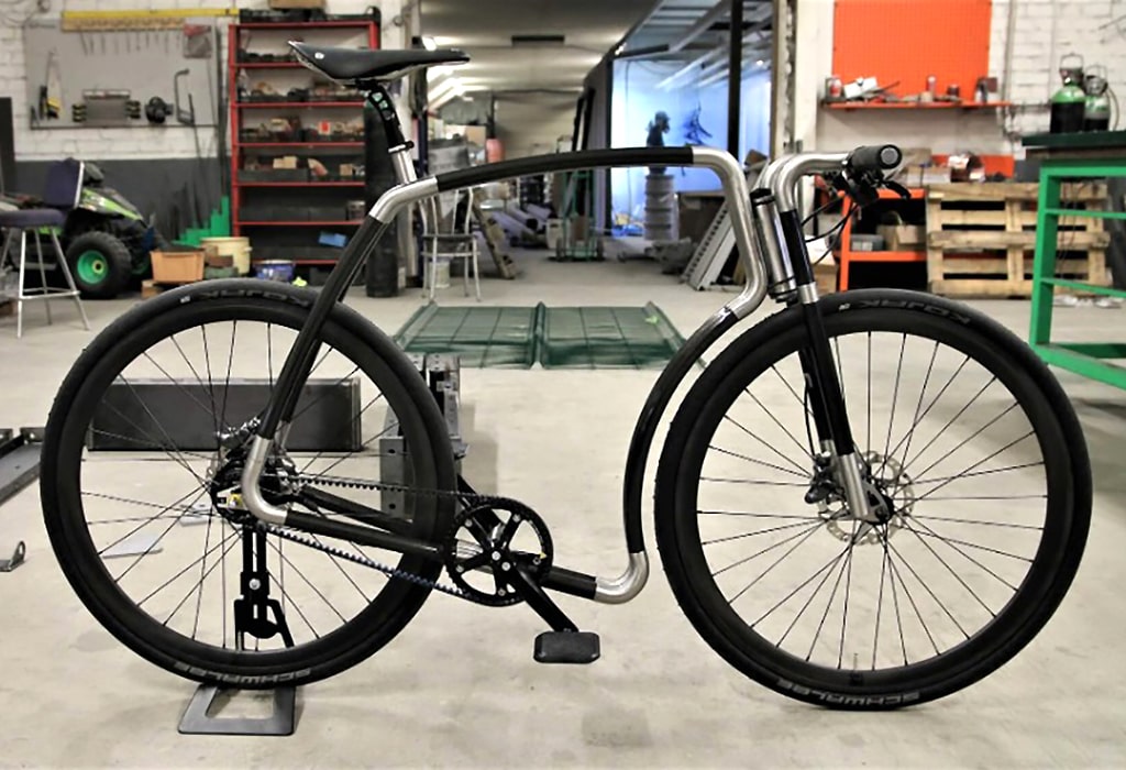 Viks Carbon takes the dual-tube bicycle design to the pinnacle