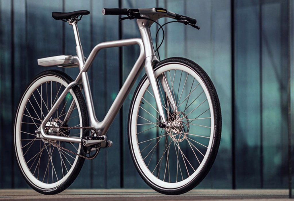 Lightweight Angell smart e-bike lets you monitor your ride
