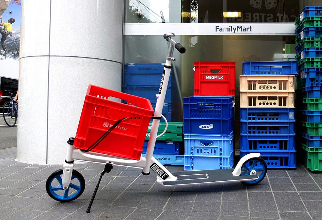 Nimble cargo scooter with a platform built to carry 136 kg