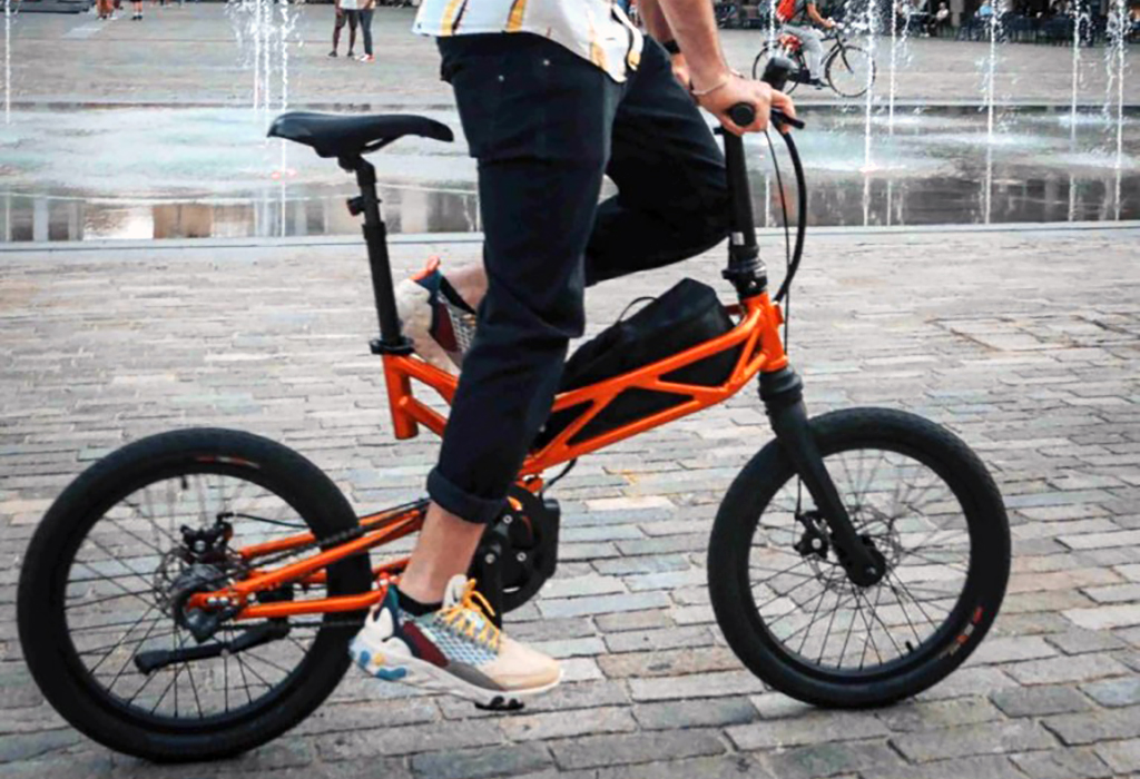 The new Trilix folding e-bike weighing 21,5 kg from Moto Parilla